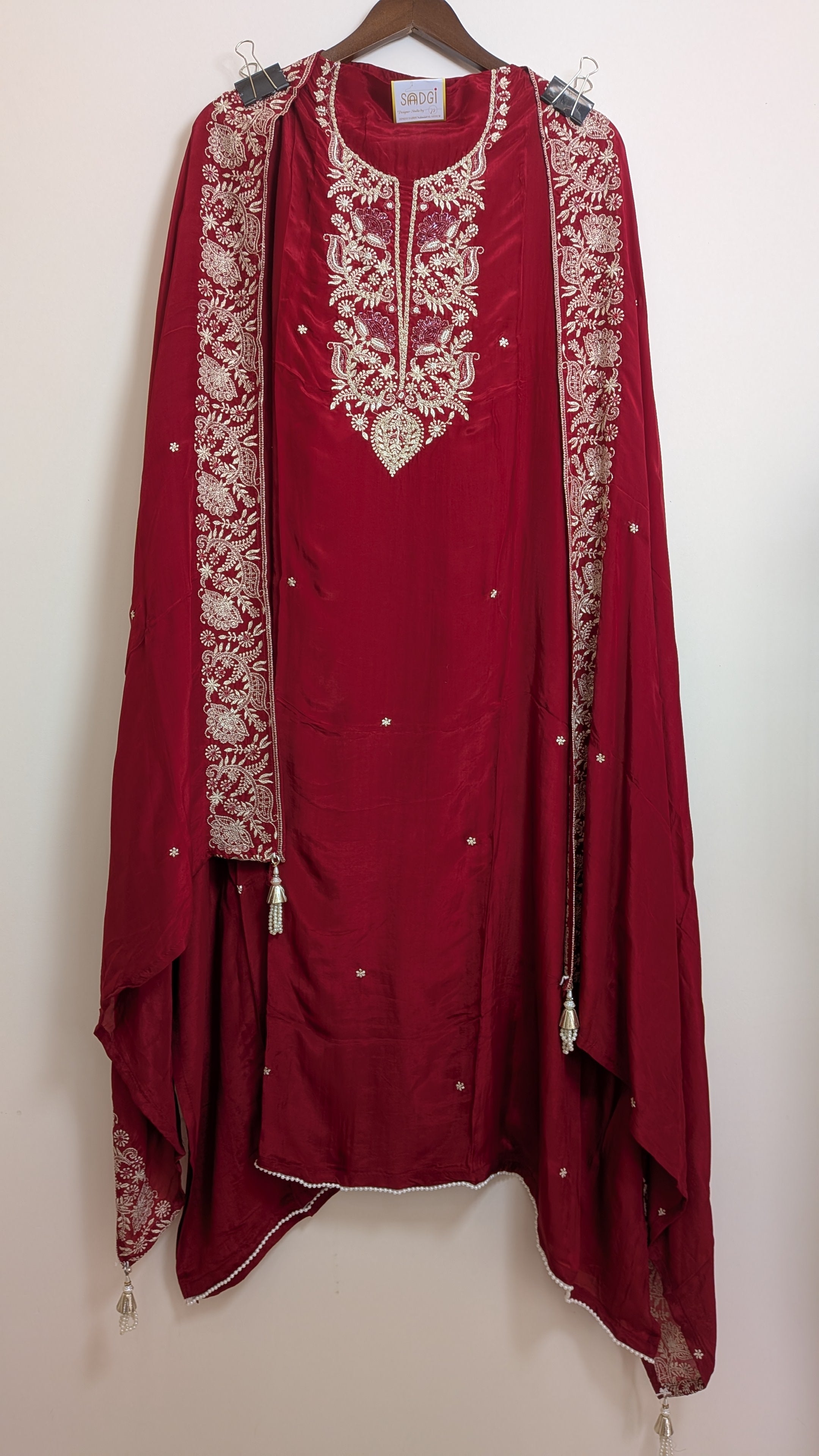 Kashmiri Embroided Unstitched Suit Set on Pure Crepe Silk